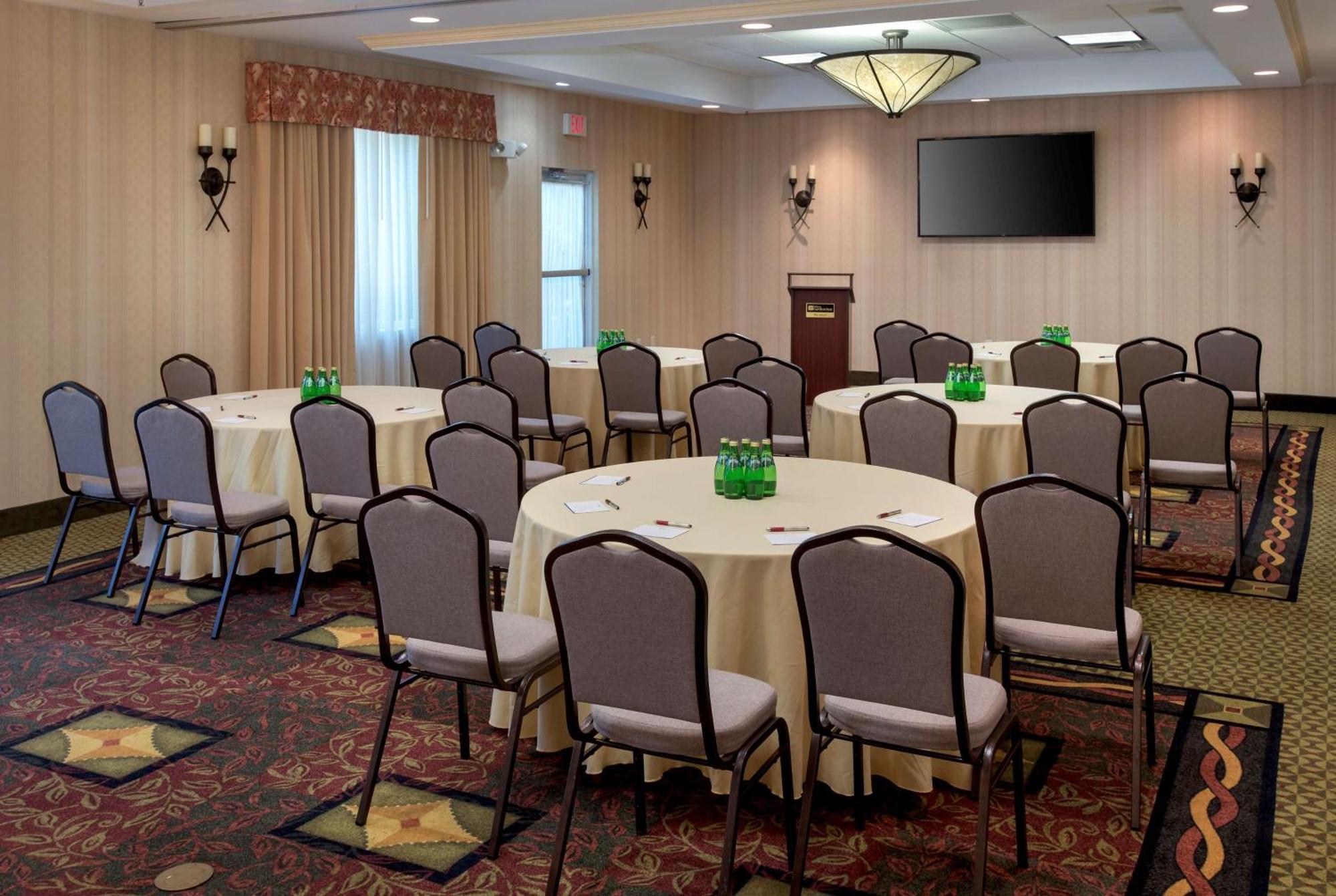 Hilton Garden Inn Riverhead Exterior foto